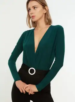 Body verde Looks