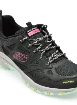 Pantofi SKECHERS negri, HILLCREST, din material textil