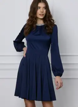 Rochie Dy Fashion bleumarin accesorizata cu perlute la decolteu