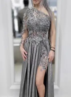 Rochie eleganta din voal gri cu broderie pretioasa din flori 3D si perle