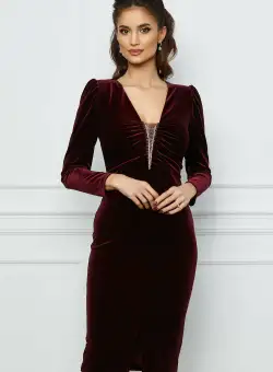 Rochie Ginette bordo cu aplicatie la decolteu