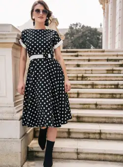Rochie MBG neagra cu buline si fundita in talie