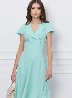 Rochie Moze clos verde mint cu nasturi decorativi la bust