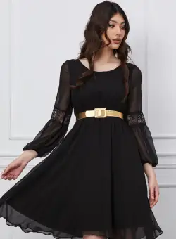 Rochie Sabrina neagra din voal cu elastic si curea in talie
