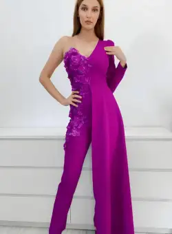 Salopeta eleganta fucsia cu broderie florală 3D și trena ampla