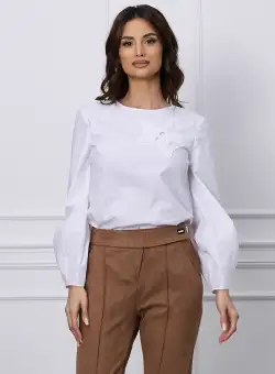 Bluza Marta alba cu aplicatie florala