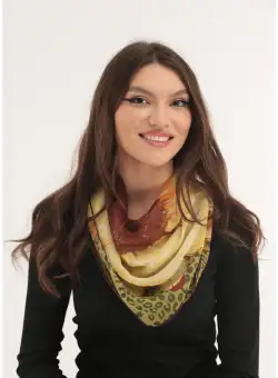 Esarfa patrata din matase cu print floral maxi galben