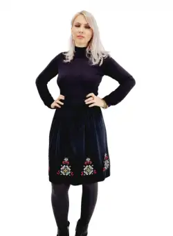 Fusta din catifea cu motive traditionale 19