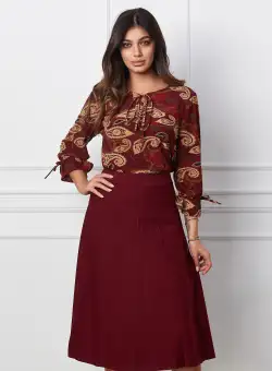 Fusta Marina bordo cu pliuri