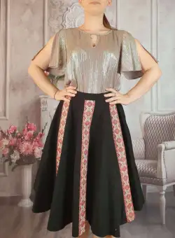 Fusta stilizata cu motive traditionale - Sorina 2