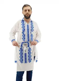 Ie Traditionala baieti Petrus