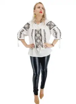 Ie Traditionala Toni 22