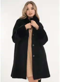 Mantou din stofa pufoasa neagra si blanita neagra