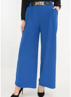 Pantaloni lejeri albastri cu o curea elastica in talie