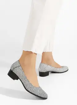 Pantofi cu toc mic Montremy V4 albi
