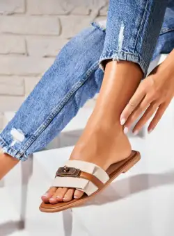 Papuci/Slapi Camel din Piele Ecologica Ajaya