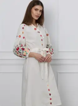 Rochie Arina alba cu broderie florala rosie si cordon