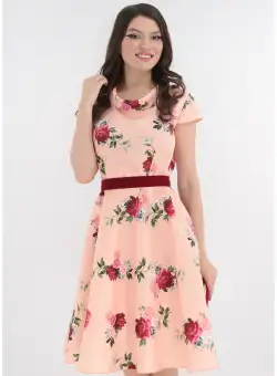 Rochie clos din tafta roz cu trandafiri fucsia