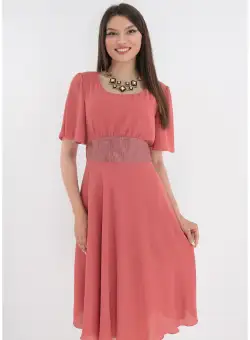 Rochie clos roz cu cordon din dantela