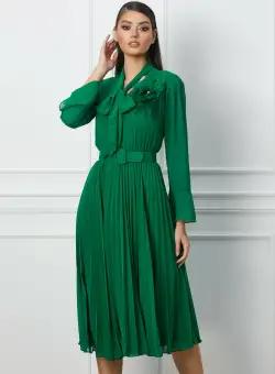 Rochie Delia verde cu accesoriu si curea in talie