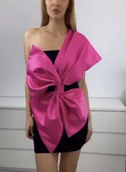 Rochie eleganta cu funda maxi in partea din fata