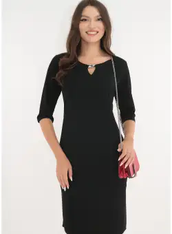Rochie office neagra cu accesoriu argintiu la decolteu