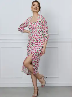 Rochie Sonia alba cu flori fucsia