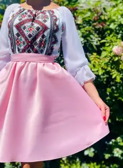Rochie Traditionala stilizata cu Laura 14