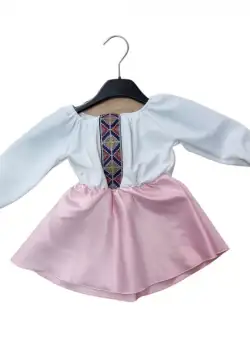 Rochita stilizata cu motive traditionale Margareta 4