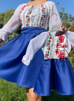 Rochita stilizata cu motive traditionale Simina