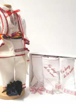 Set Costum National pentru baieti Victoras 6 si Trusou Botez Traditional