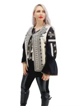 Vesta traditionala Valerica 15