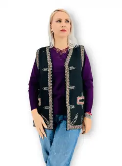 Vesta traditionala Valerica 17