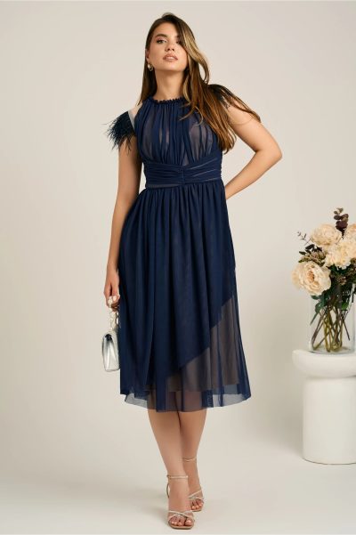 Rochie DY Fashion midi din tull bleumarin in clos cu pene la umeri
